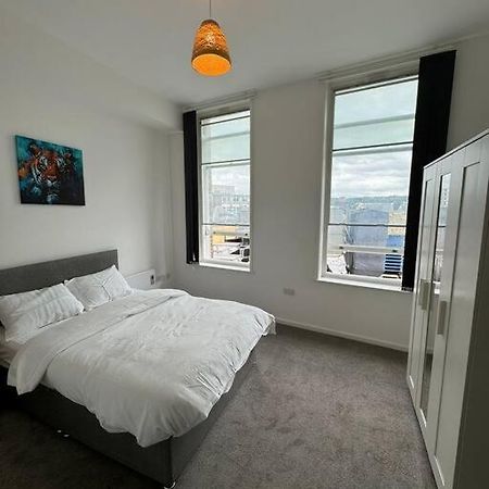 Spacious Flat In Sheffield City Center Gs304 ภายนอก รูปภาพ